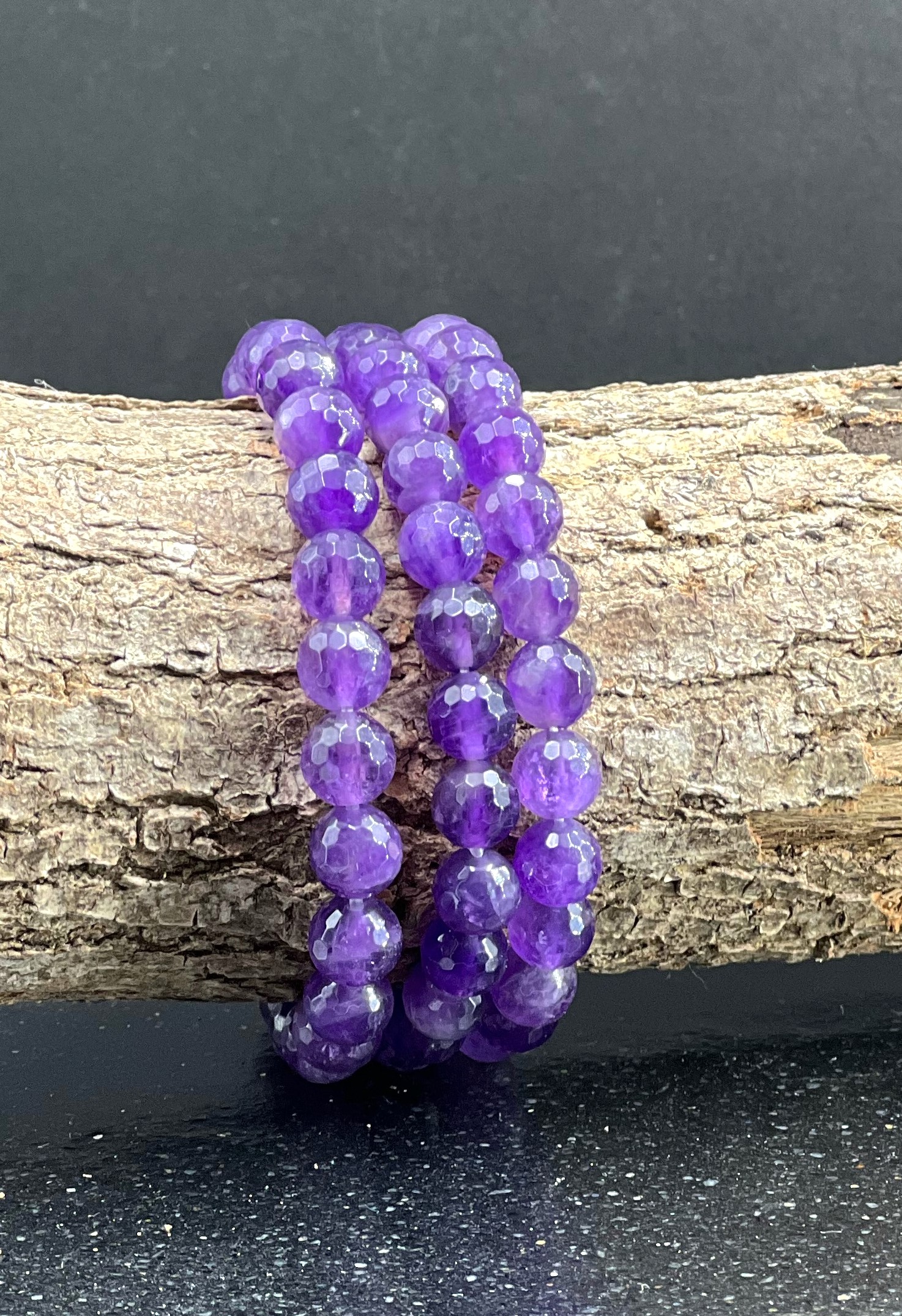 BRACELET AMETHYSTE FACETTE 8MM LES PIERRES DE KYRIA (1)