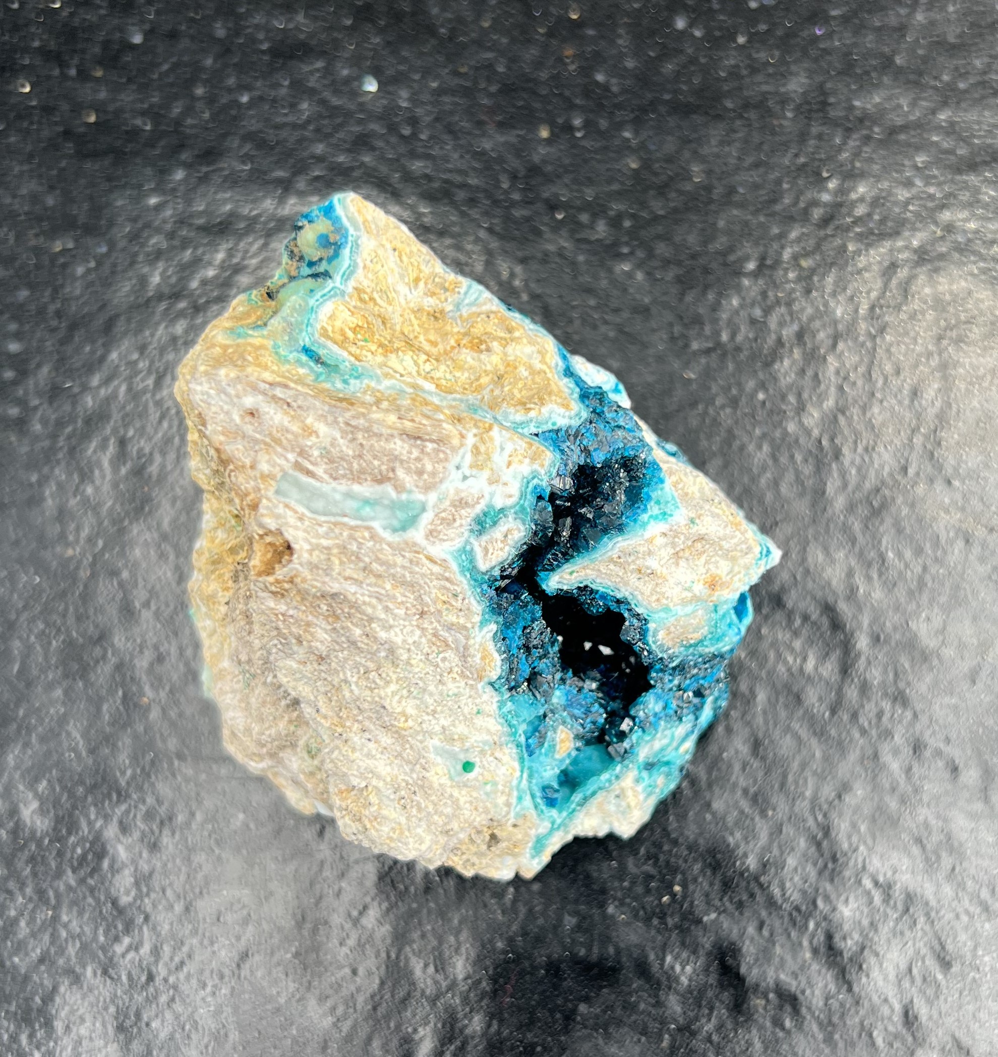 VESZELYITE HEMIMORPHITE BLEUE COLLECTION LES PIERRES DE KYRIA (7)