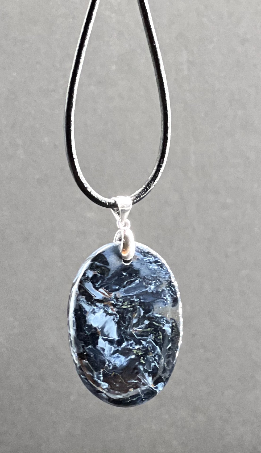 PENDENTIF PIERRE PIETERSITE LES PIERRES DE KYRIA (1)