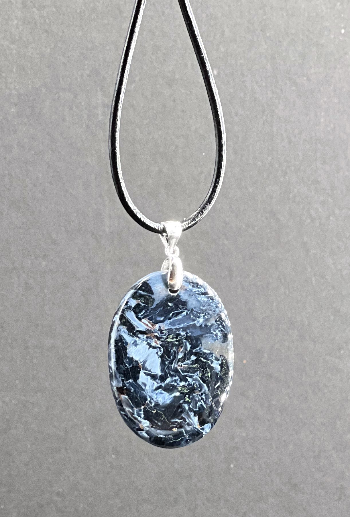 PENDENTIF PIERRE PIETERSITE LES PIERRES DE KYRIA (2)