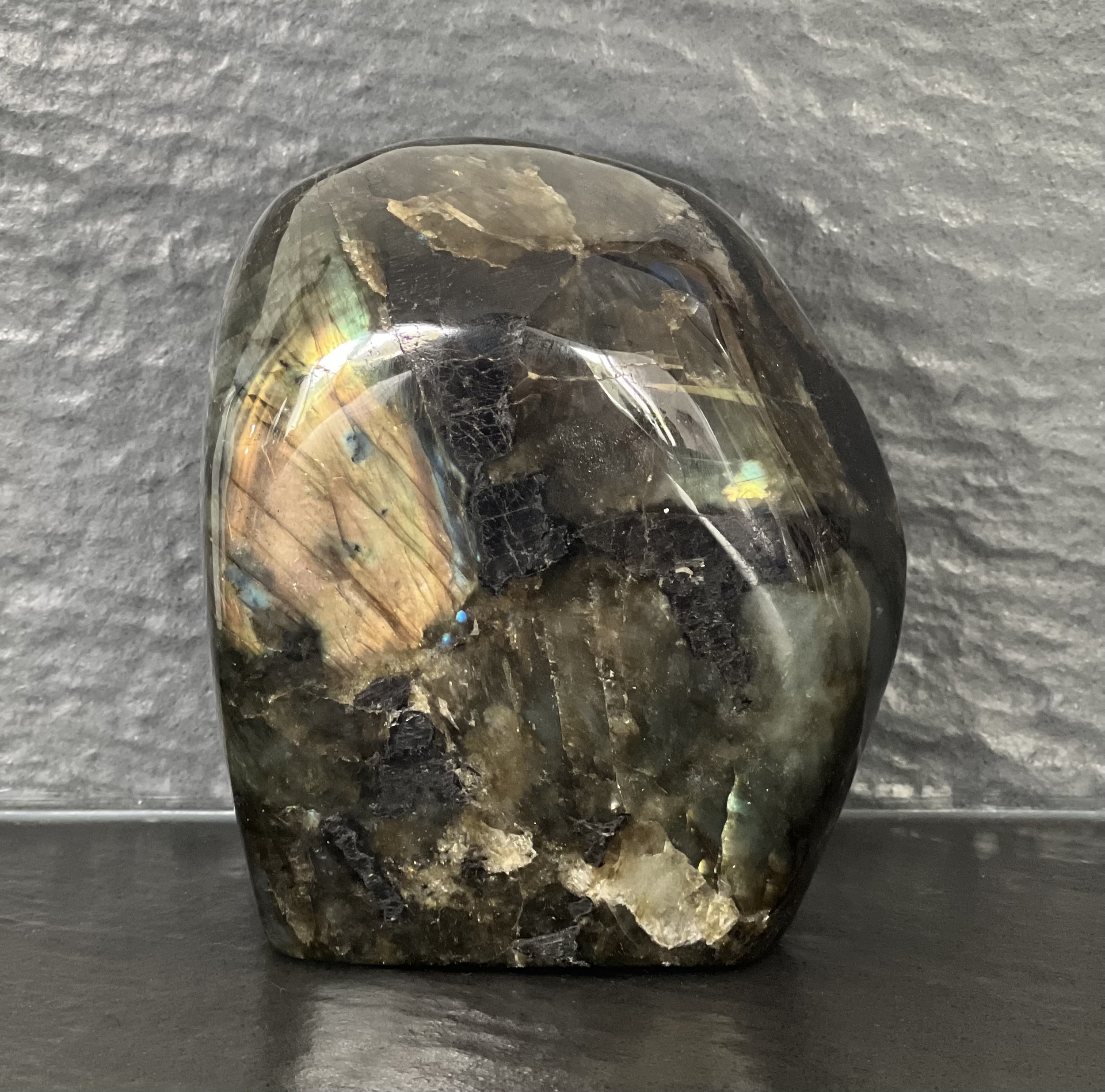 LABRADORITE POLIE LES PIERRES DE KYRIA (2)