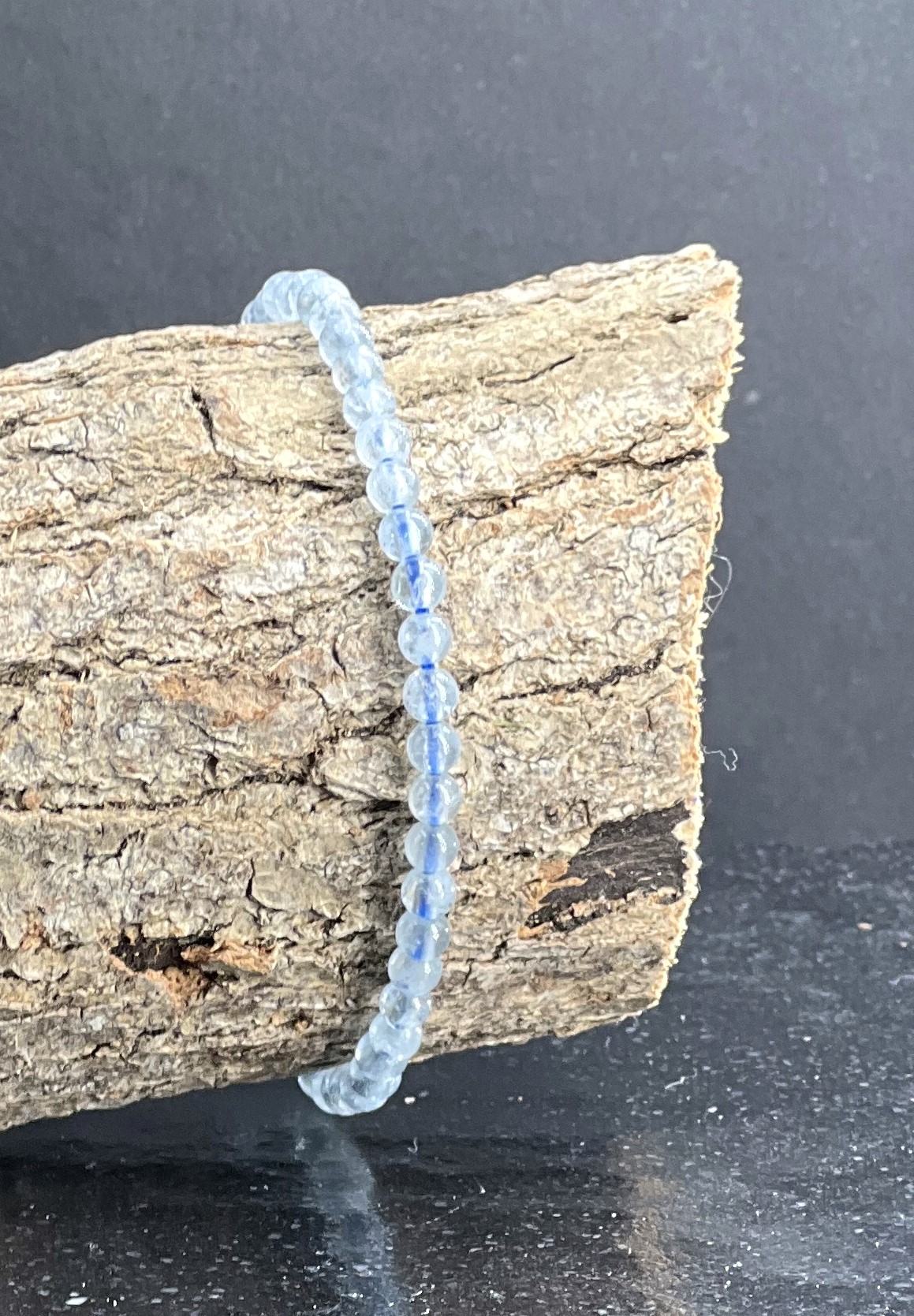 BRACELET AIGUE MARINE 4MM LES PIERRES DE KYRIA (2)