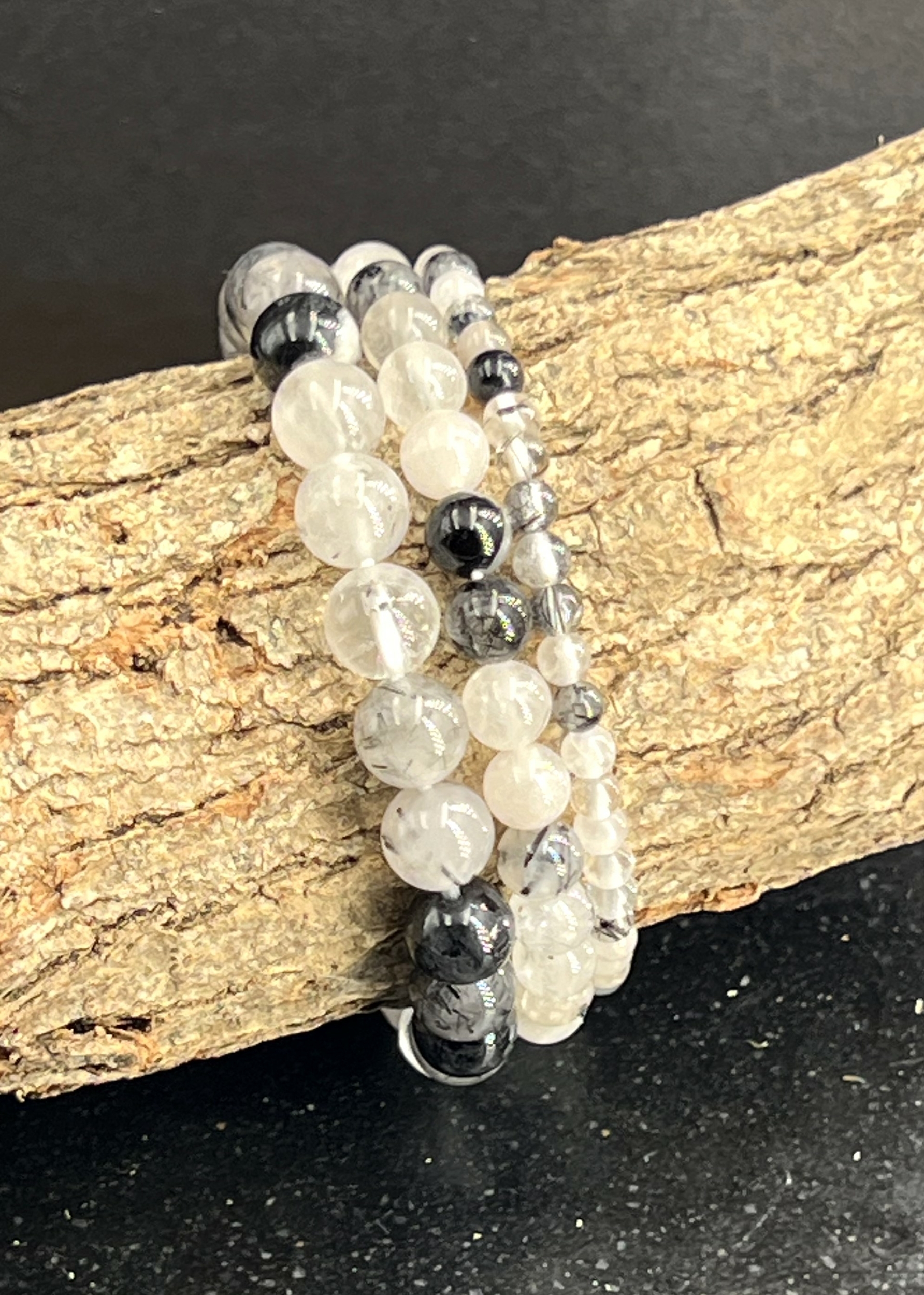BRACELET QUARTZ AVEC INCLUSION TOURMALINE NOIRE 4MM LES PIERRES DE KYRIA (1)