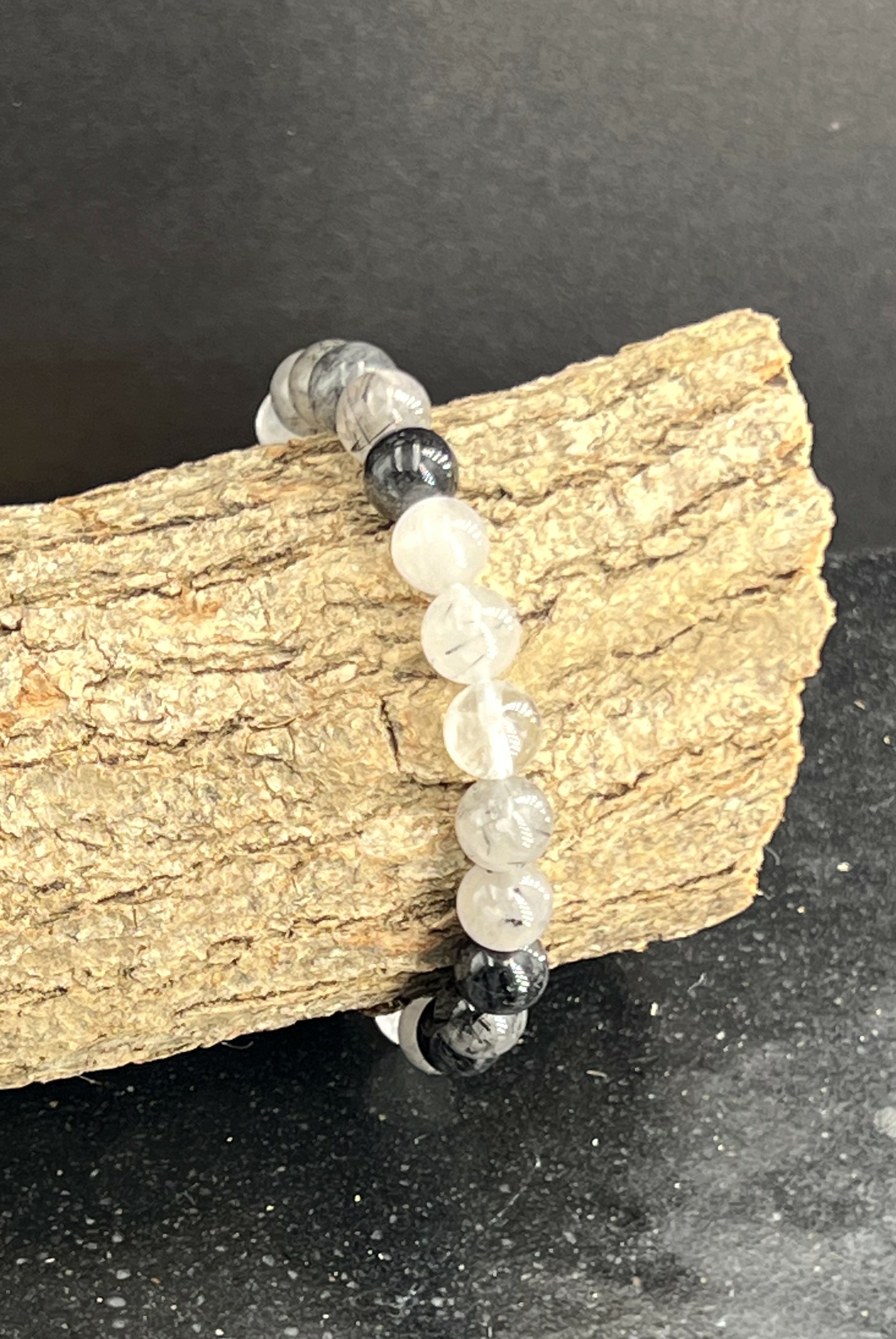 BRACELET QUARTZ AVEC INCLUSION TOURMALINE NOIRE 8MM LES PIERRES DE KYRIA
