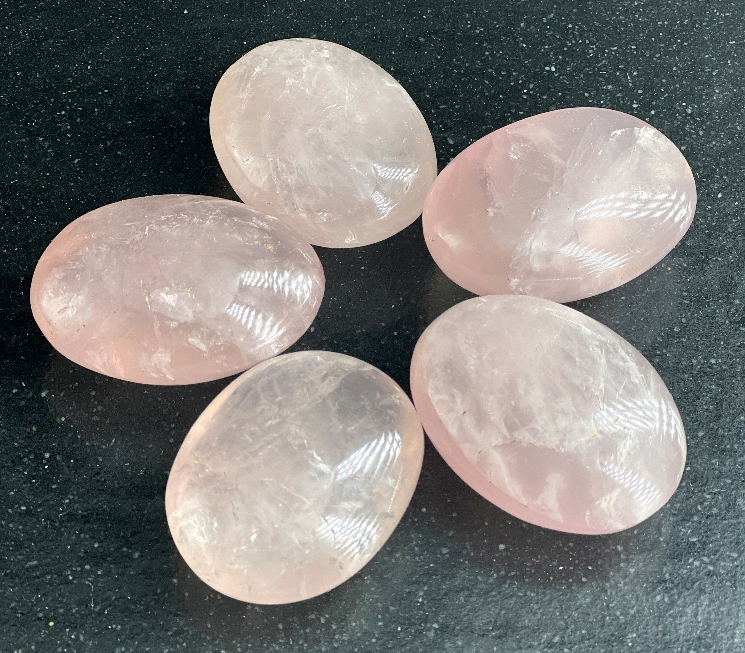 GROS GALET QUARTZ ROSE LES PIERRES DE KYRIA (2)