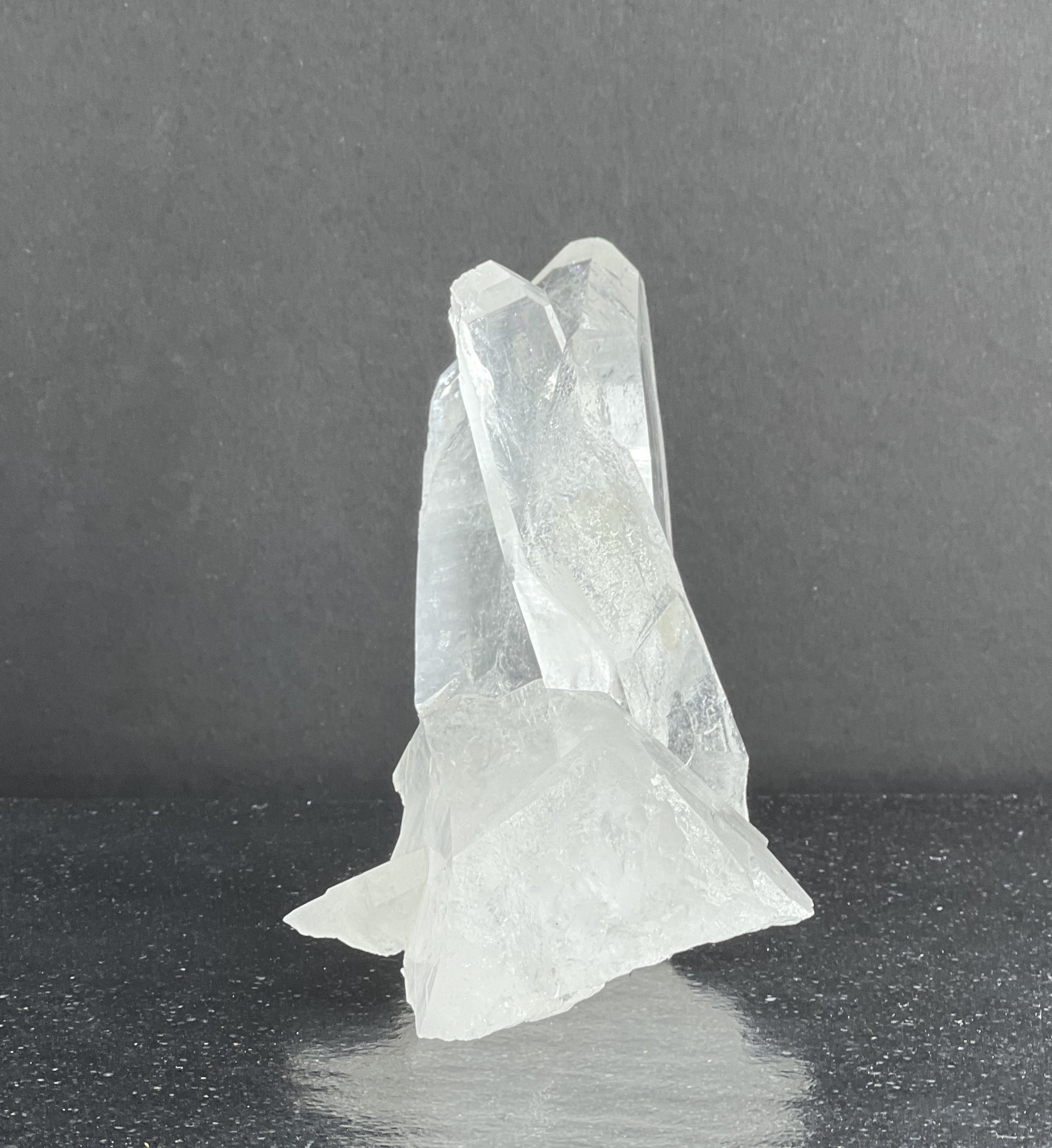 POINTES DE CRISTAL DE ROCHE QUARTZ BRUTES 325G LES PIERRES DE KYRIA (4)
