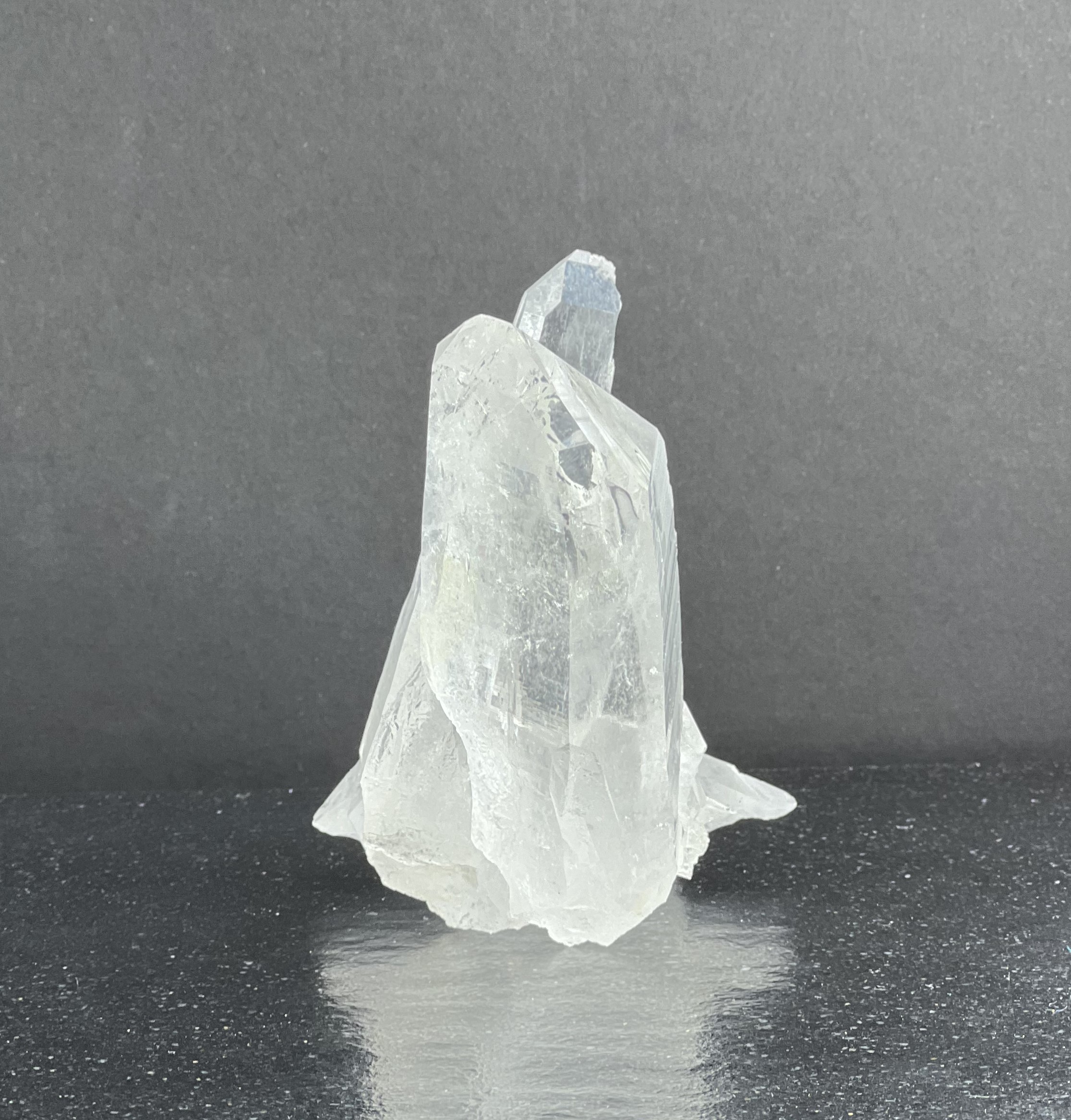 POINTES DE CRISTAL DE ROCHE QUARTZ BRUTES 325G LES PIERRES DE KYRIA (2)