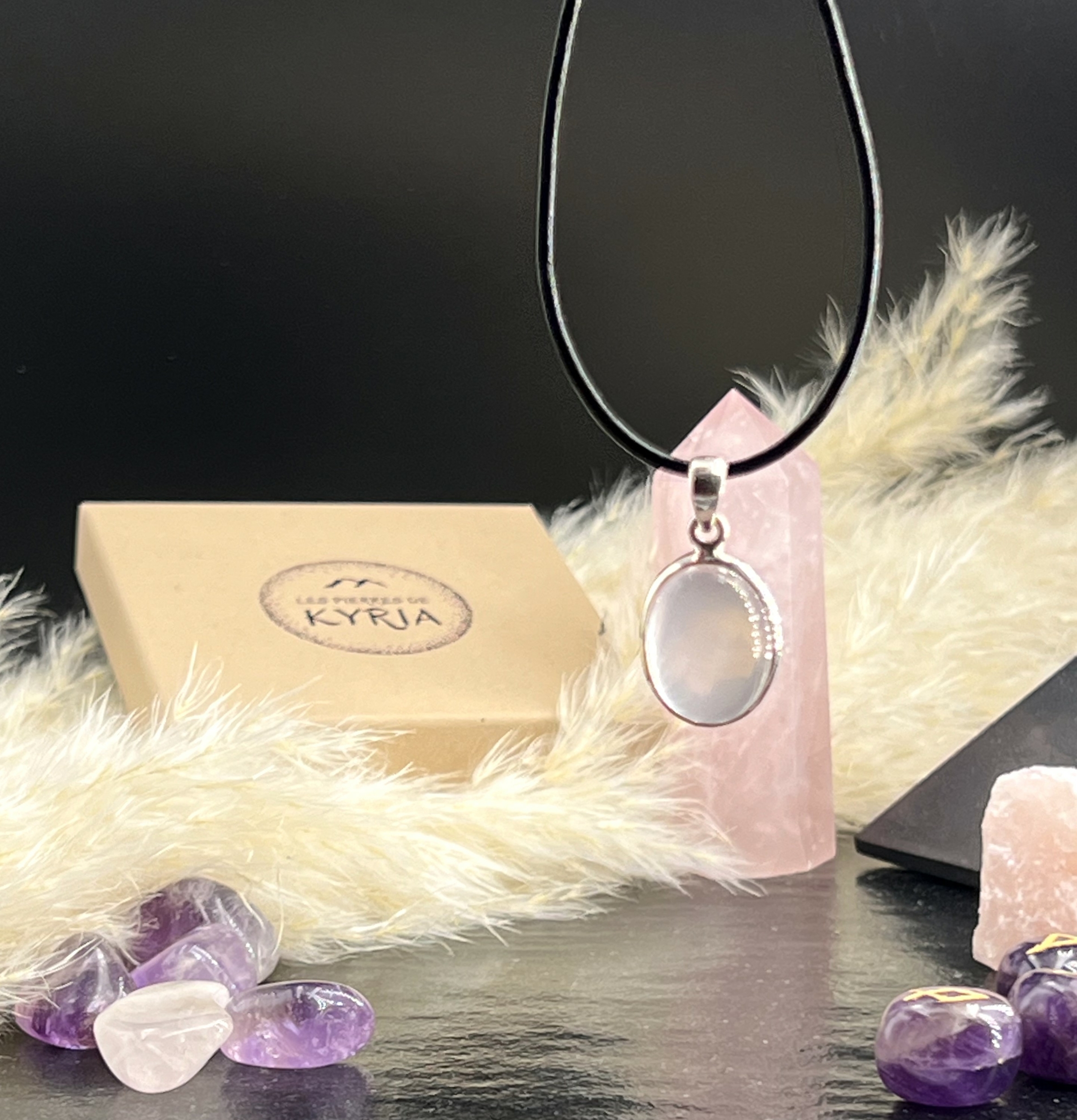 PENDENTIF QUARTZ ROSE LES PIERRES DE KYRIA (4)