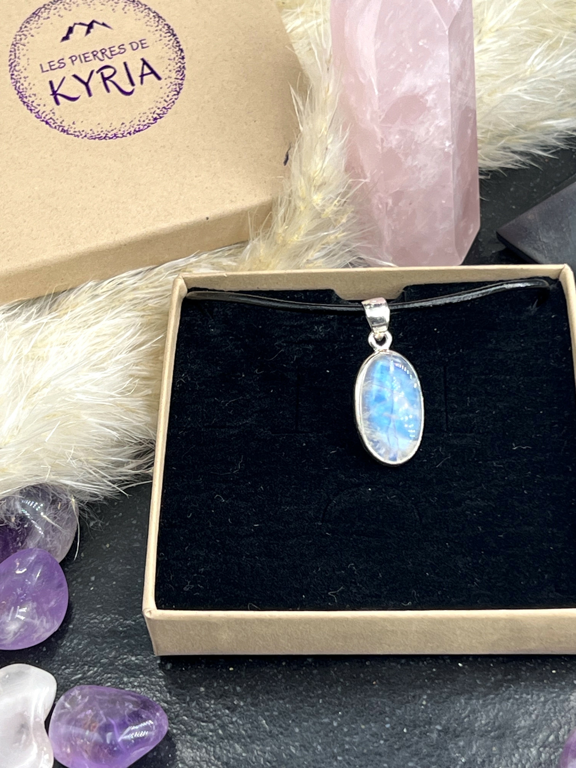 PENDENTIF PIERRE DE LUNE LES PIERRES DE KYRIA (1)