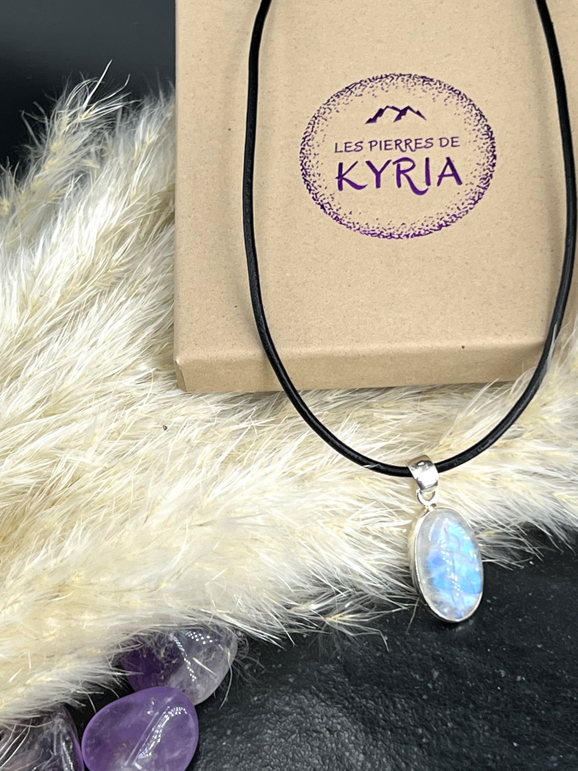 PENDENTIF PIERRE DE LUNE LES PIERRES DE KYRIA (3)