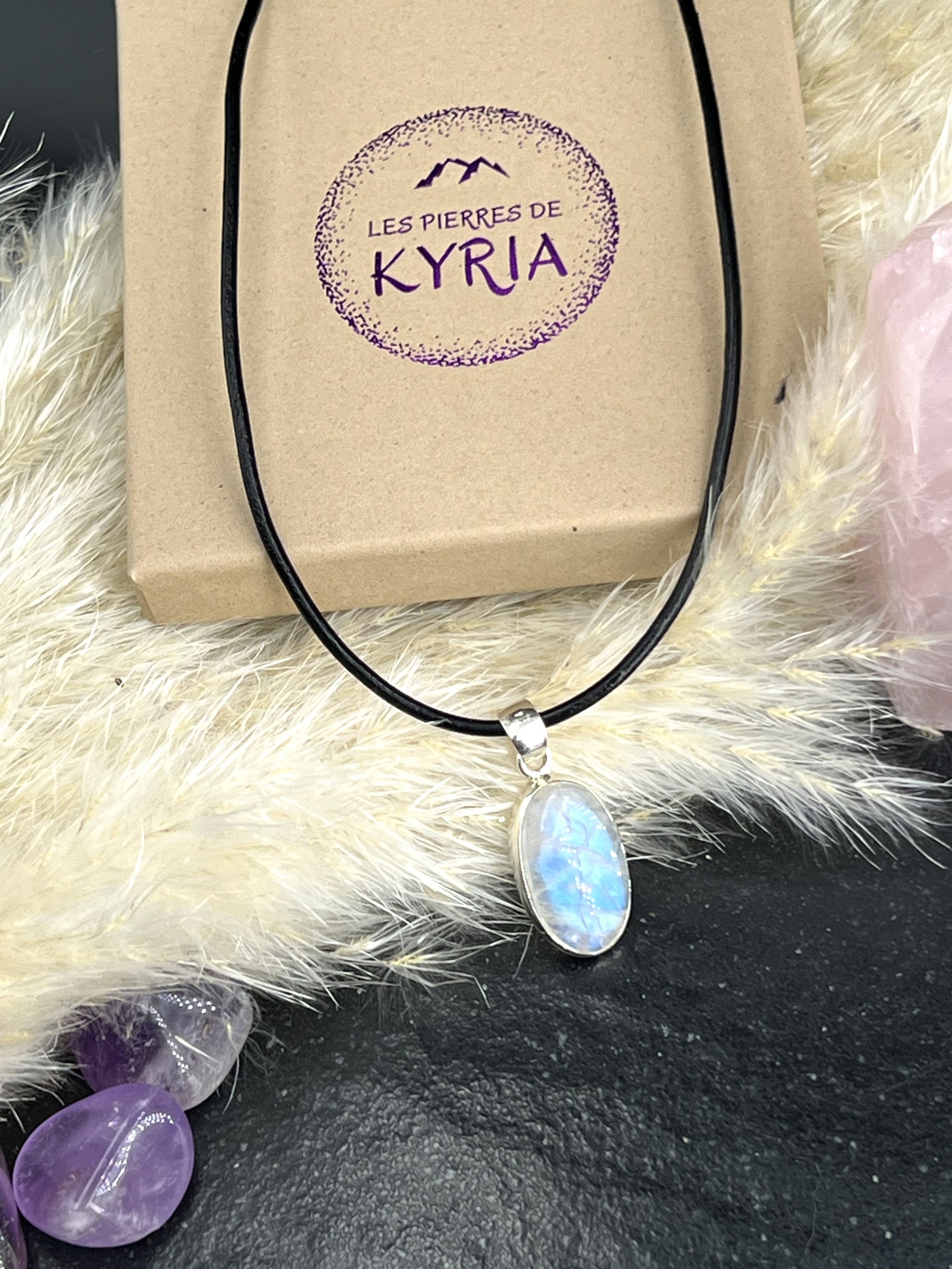 PENDENTIF PIERRE DE LUNE LES PIERRES DE KYRIA (4)