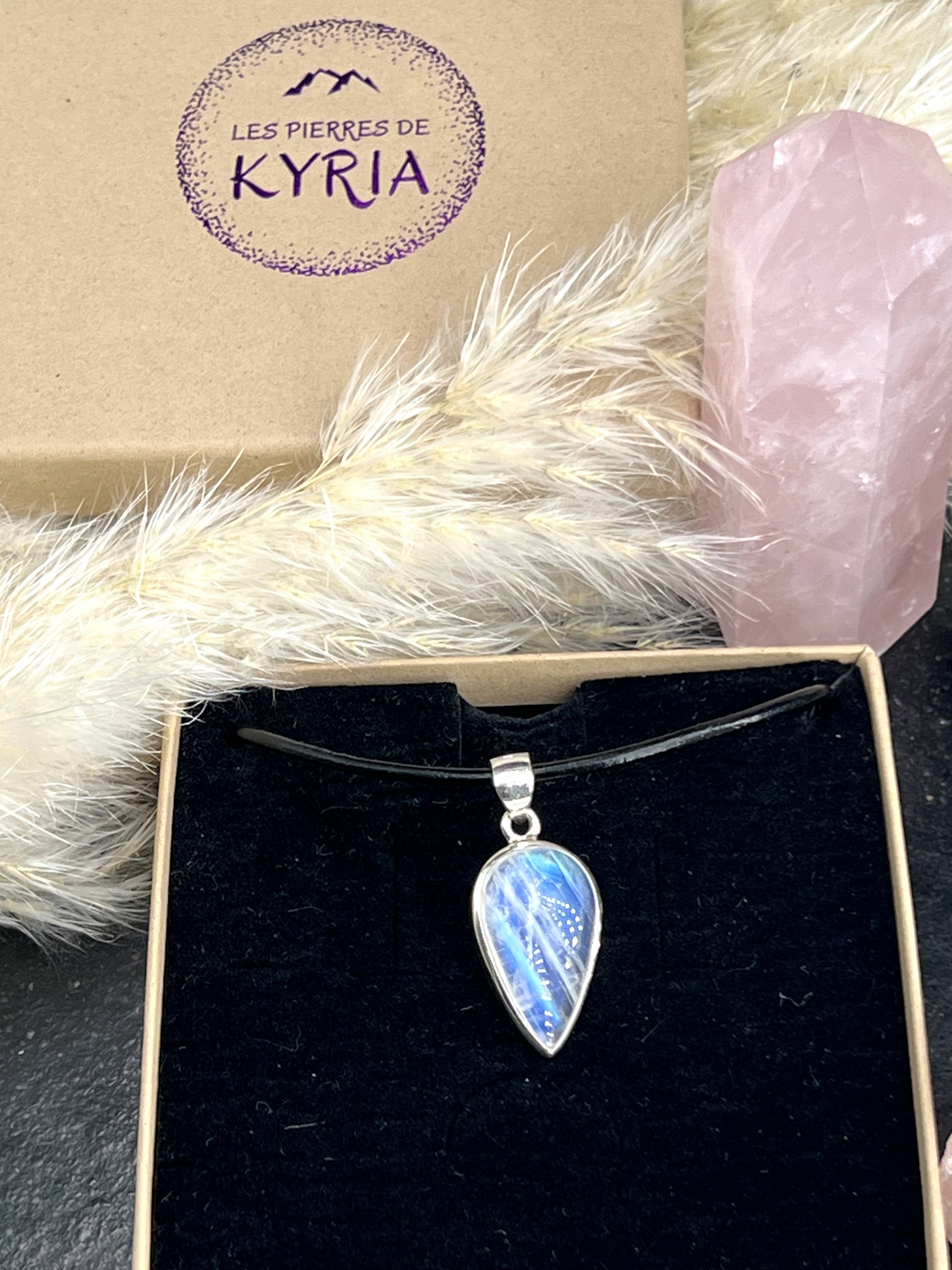 PENDENTIF PIERRE DE LUNE LES PIERRES DE KYRIA (4)