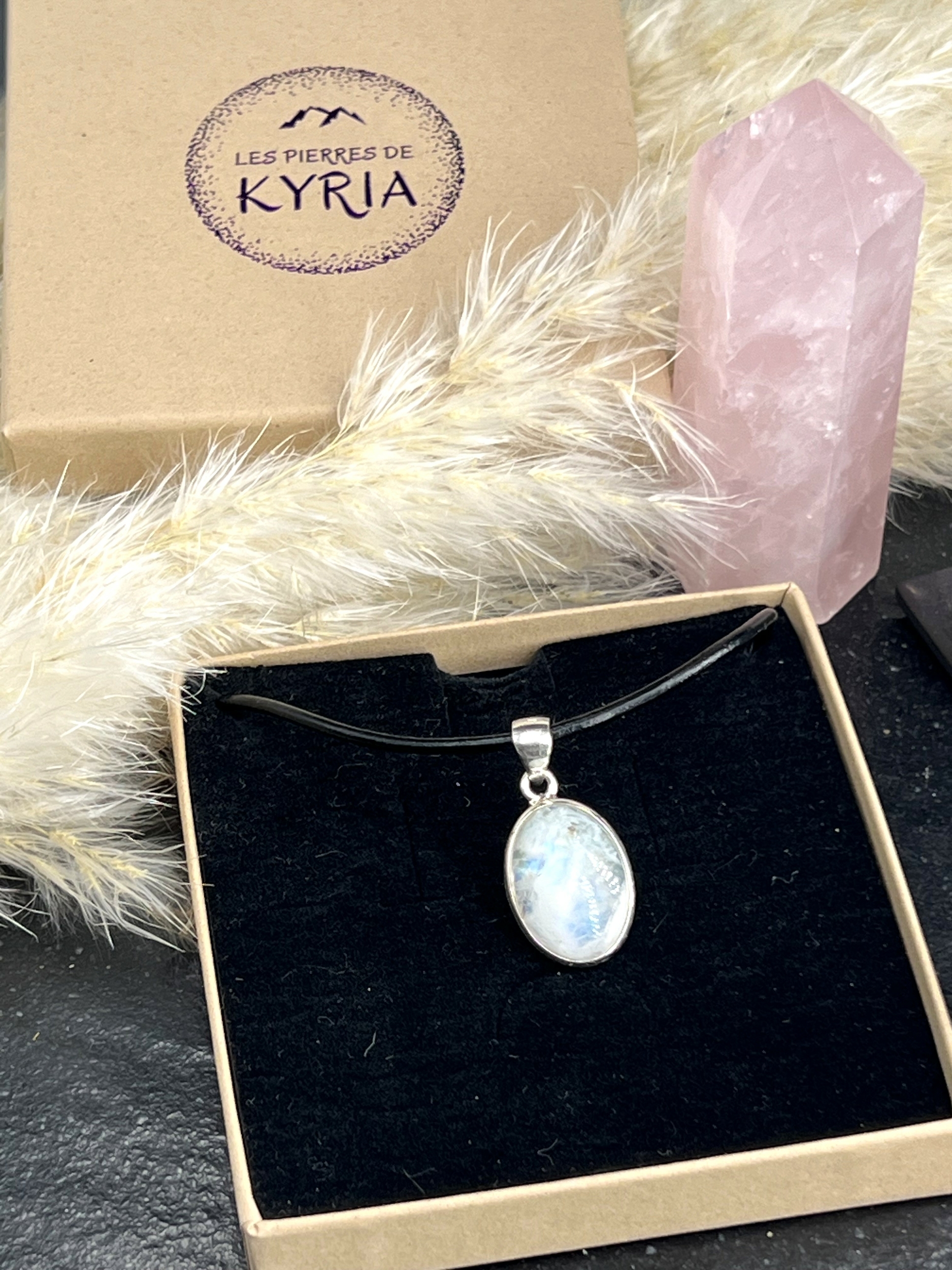 PENDENTIF PIERRE DE LUNE LES PIERRES DE KYRIA (4)