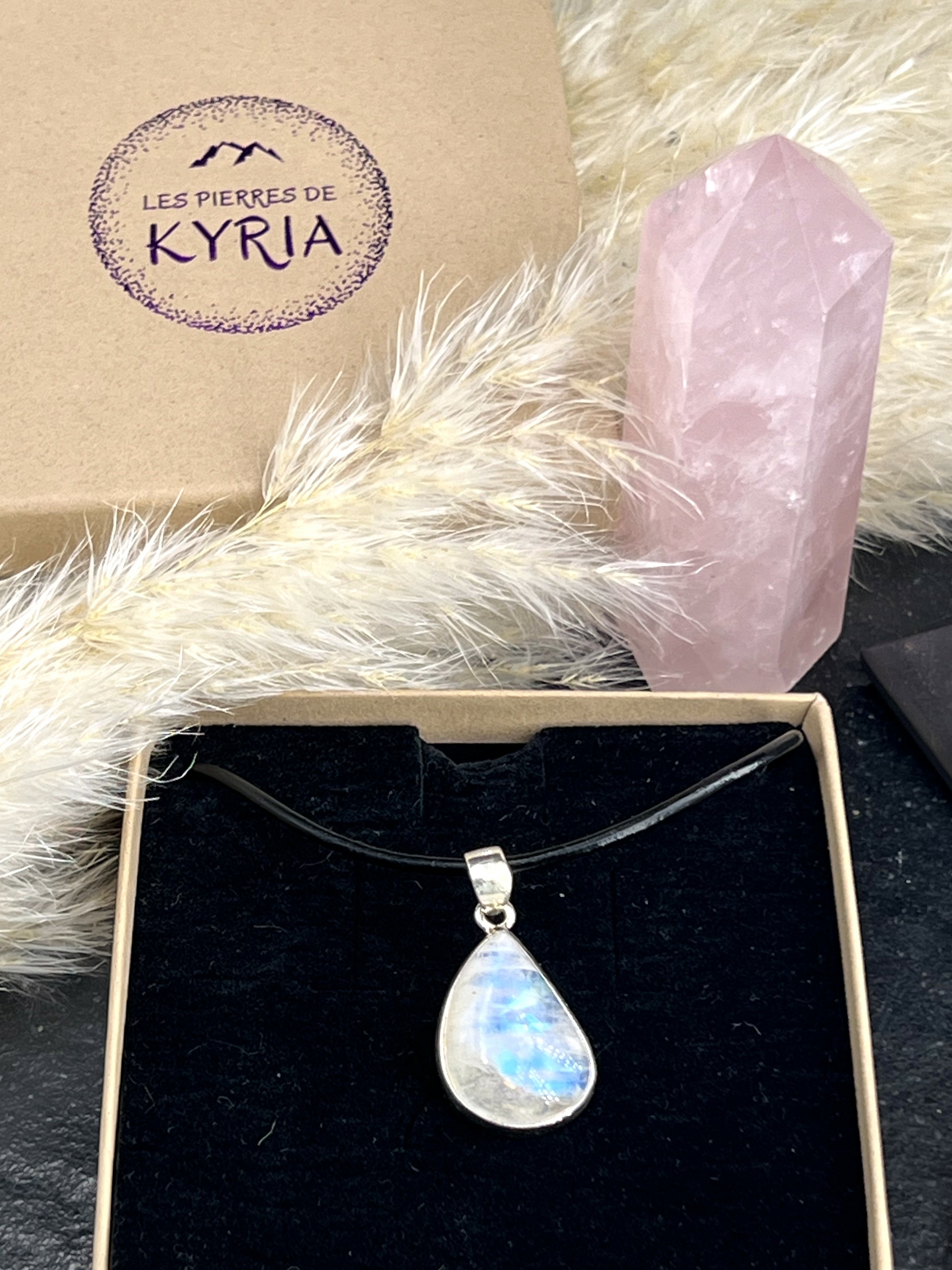 PENDENTIF PIERRE DE LUNE LES PIERRES DE KYRIA (3)