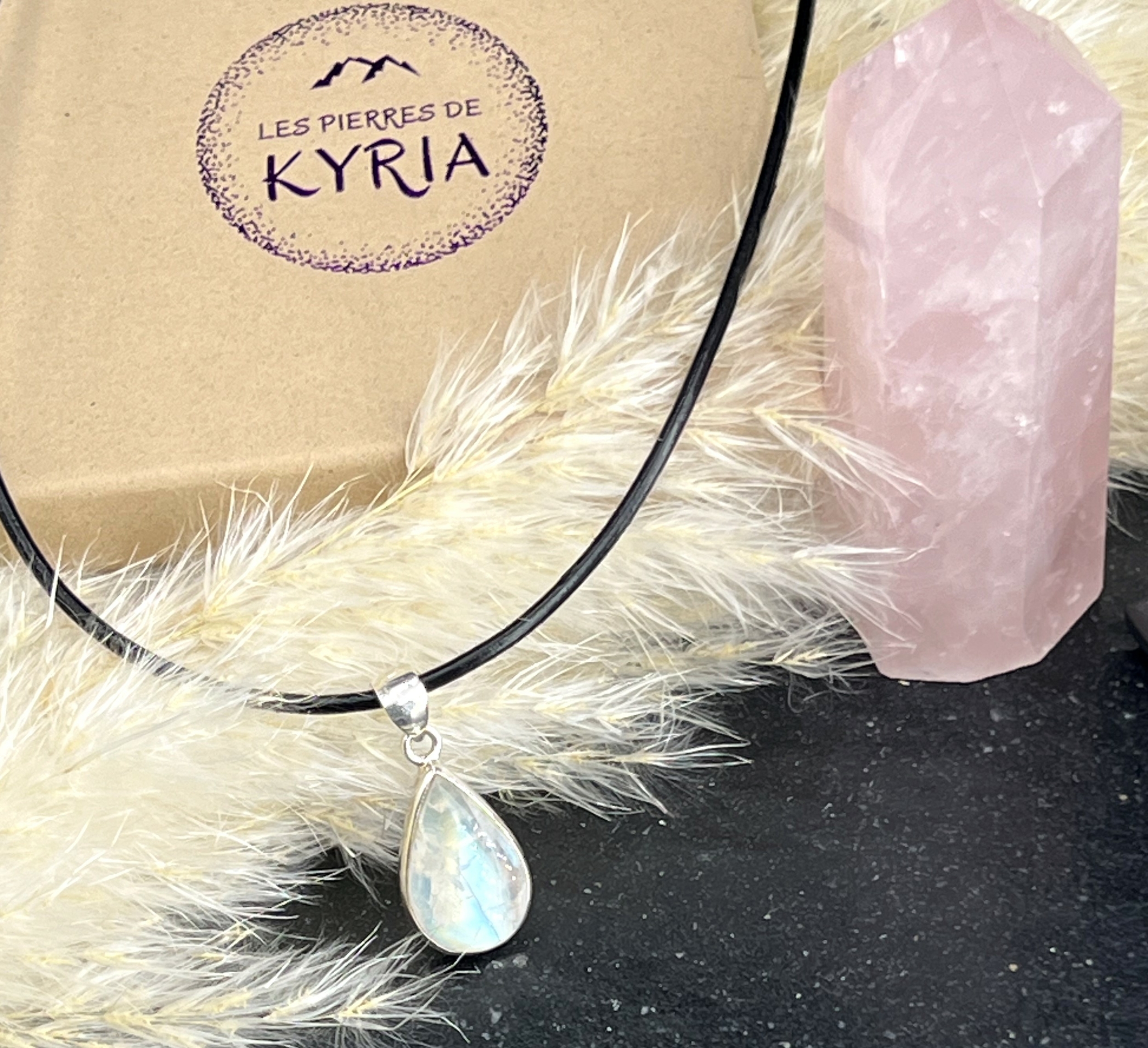 PENDENTIF PIERRE DE LUNE LES PIERRES DE KYRIA (3)