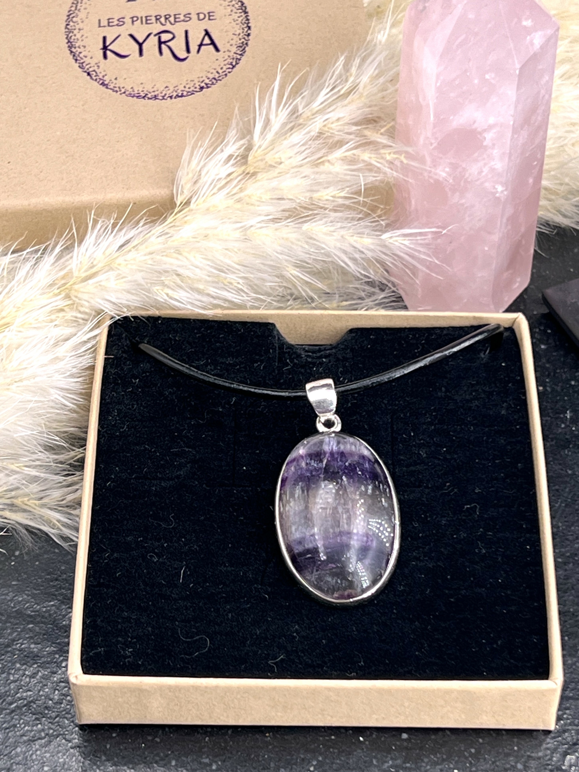 PENDENTIF FLUORITE FLUORINE LES PIERRES DE KYRIA (4)