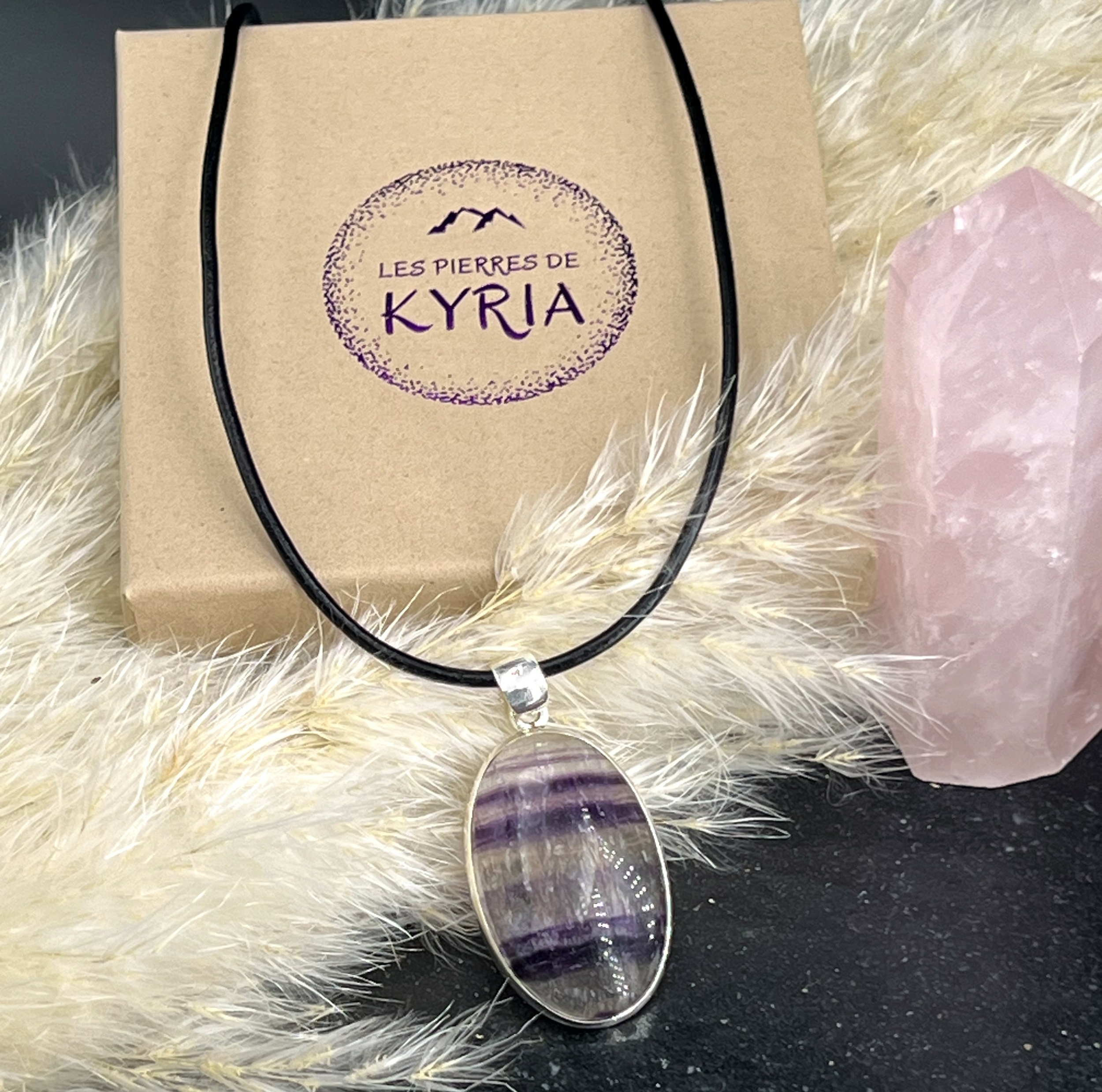 PENDENTIF FLUORITE FLUORINE LES PIERRES DE KYRIA (3)