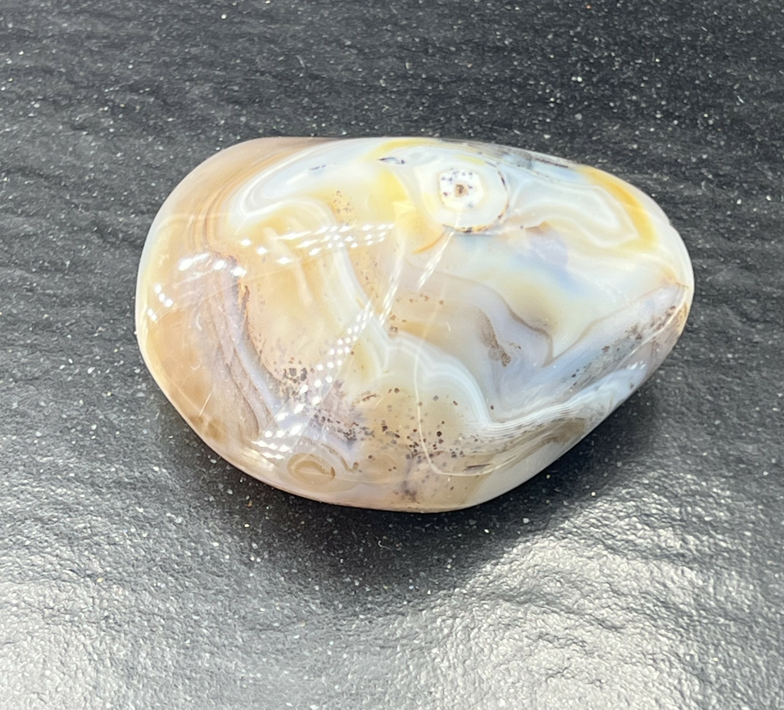 AGATE DENDRITIQUE 525G LES PIERRES DE KYRIA (1)