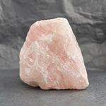 QUARTZ ROSE BRUTE 2.7KG LES PIERRES DE KYRIA (1)