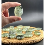 galet prehnite epidote les pierres de kyria (9)