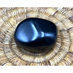 GALET SHUNGITE 195G LES PIERRES DE KYRIA (4)