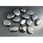 GALET SHUNGITE LES PIERRES DE KYRIA (2)