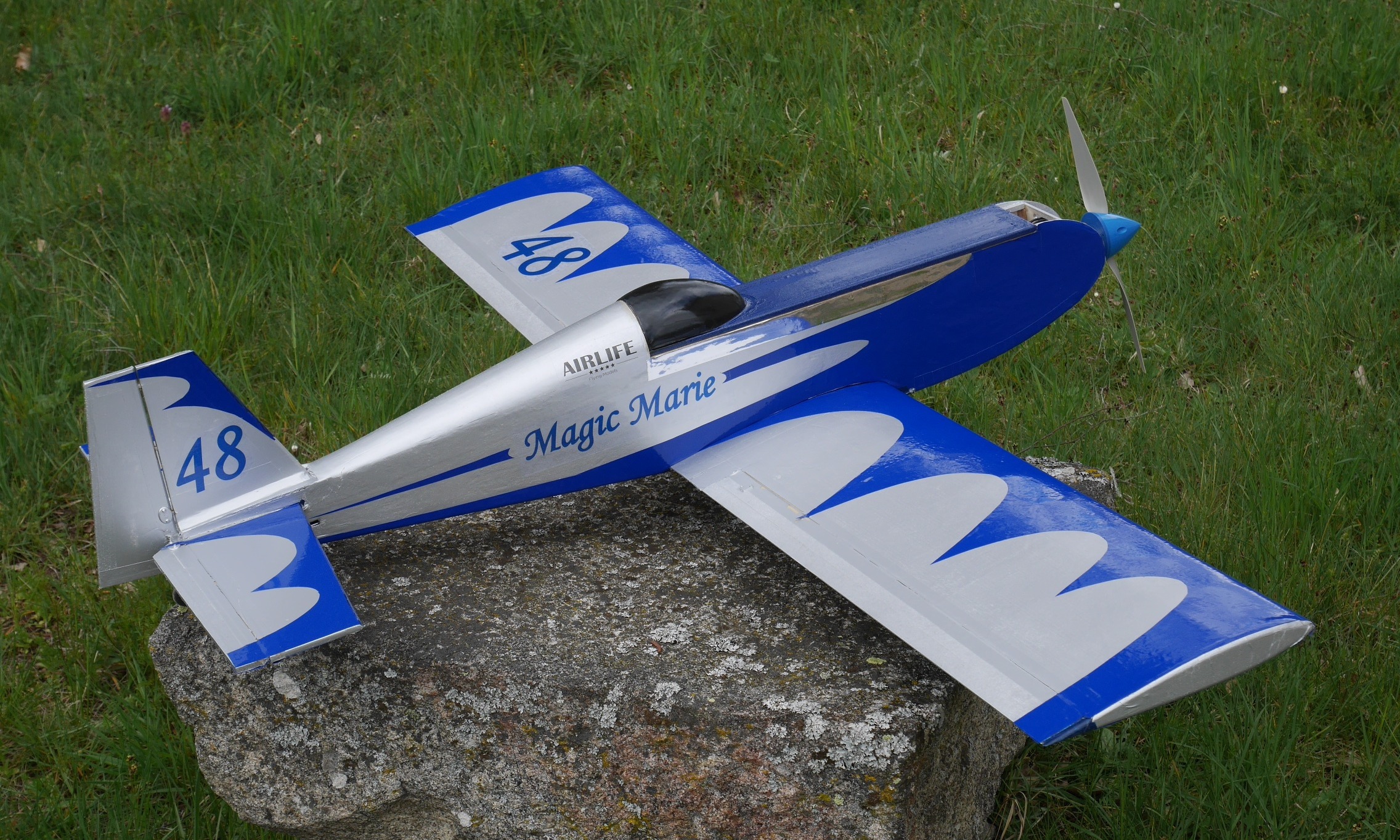 Maquette à construire soi-même Avion de ligne sur marjanemall aux