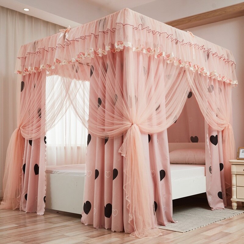 Kid\'s Canopy Bed | Heart of Rose