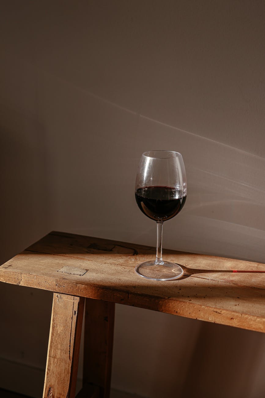 2 Astuces Incontournables pour Évaluer la Qualité d'un Vin