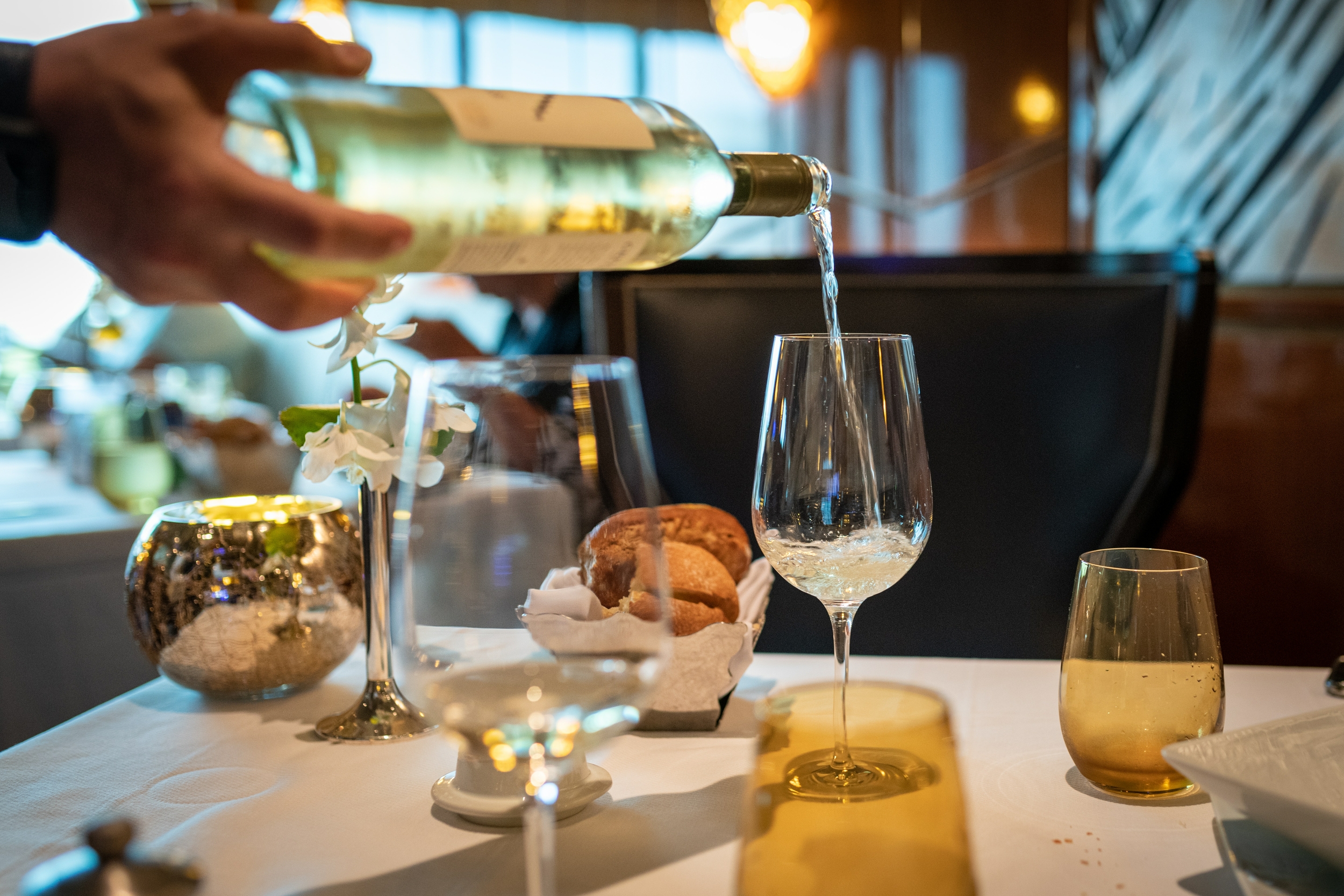 vin blanc sec service