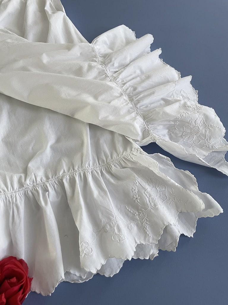 Culotte fendue en coton blanc - Vers 1900