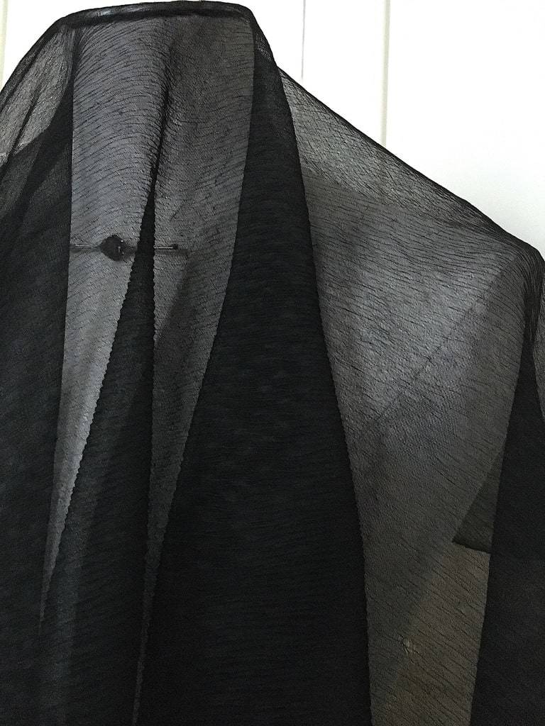 soie-mousseline-noir-voile-deuil-linge-ancien-costume