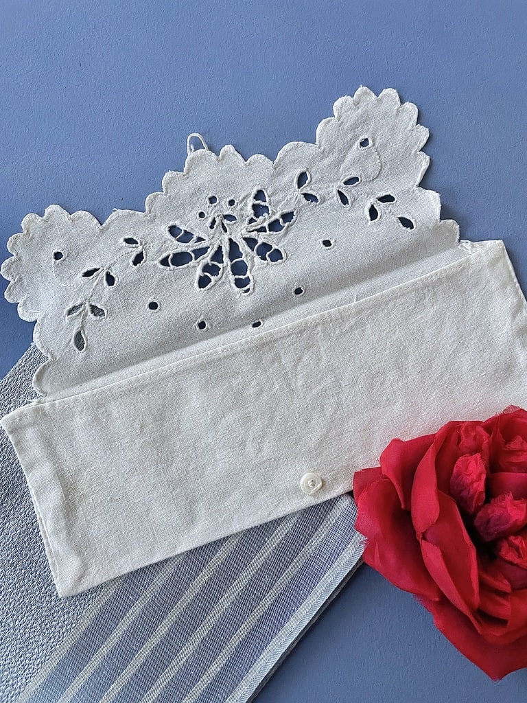 linge-de-table-vintage-pochette-serviettes-broderie-blanche