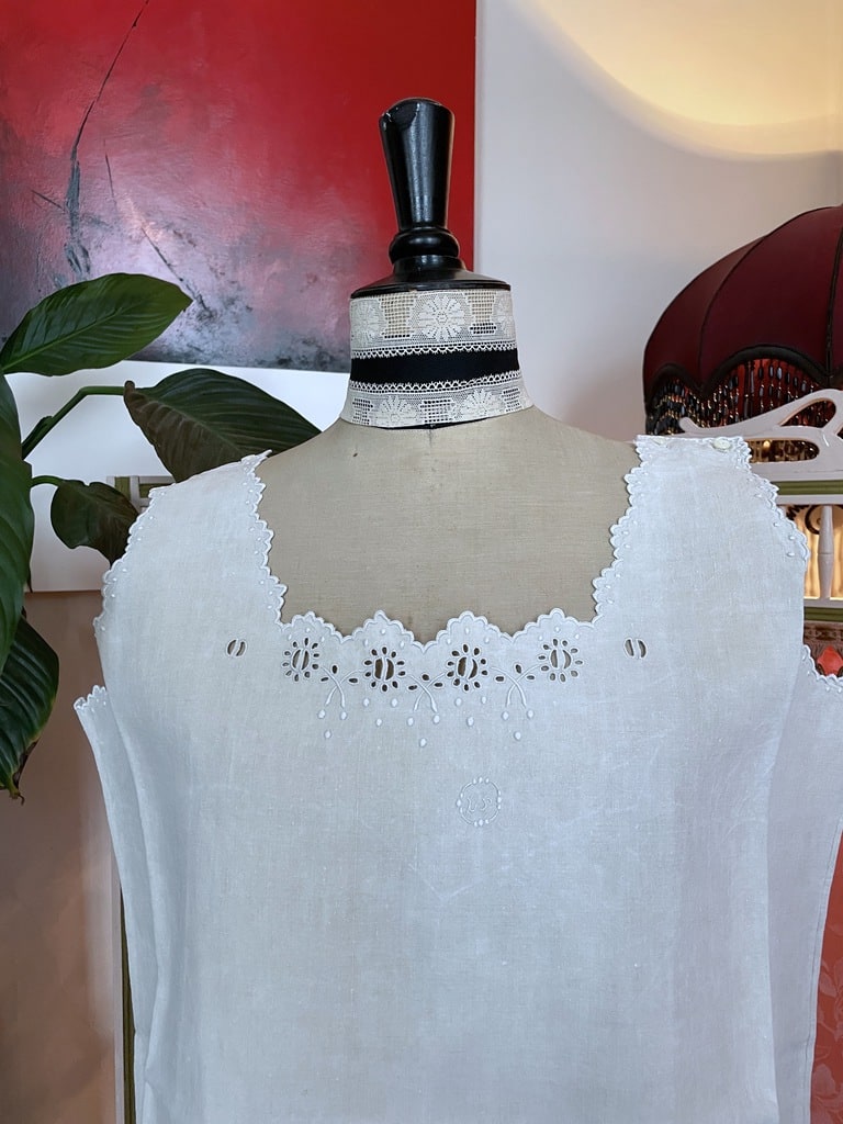 chemise-de-jour-passe-ruban-lin-broderie-feston-antiquite-linge-ancien