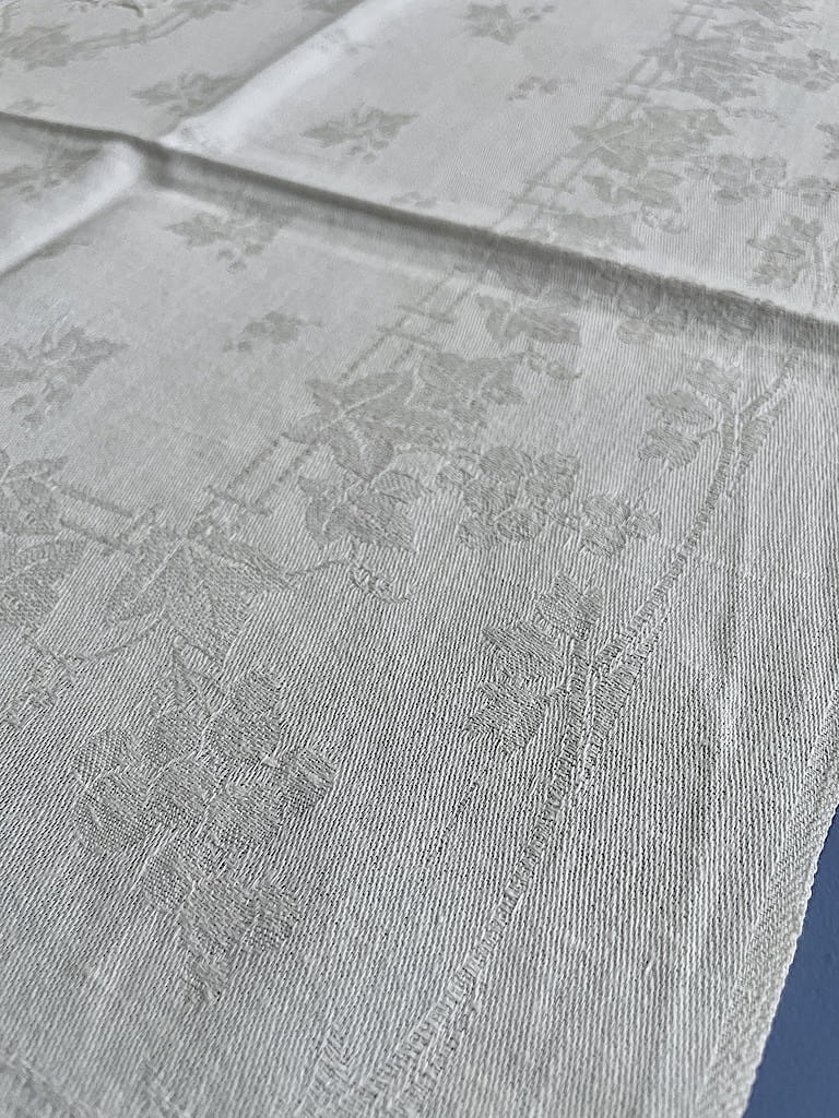 linge-ancien-dentelles-drap-nappe-serviettes-col-chemise-antiquite