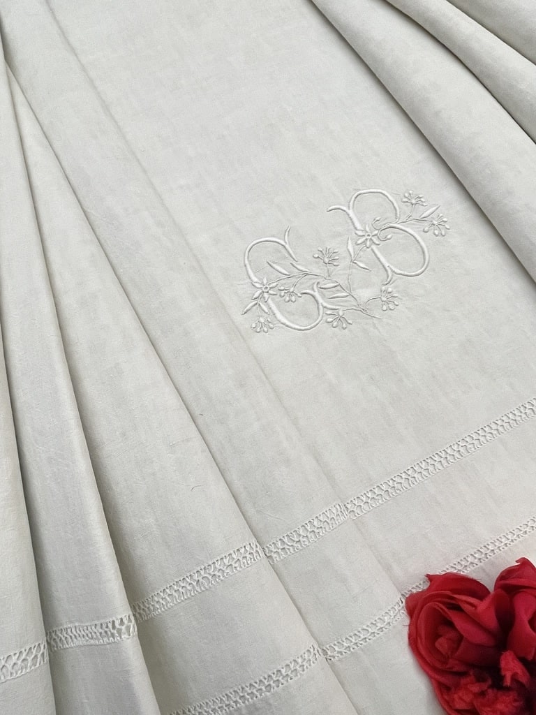 Drap en lin - Monogramme GB brodé main - Linge ancien - XIXème