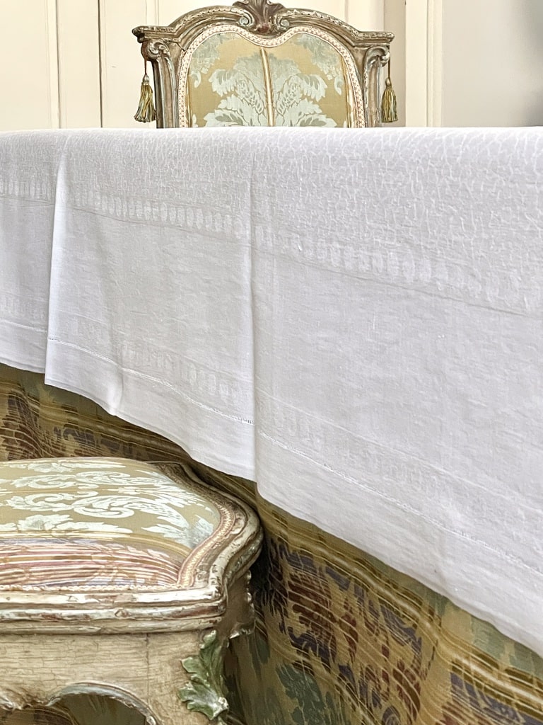 linge-de-table-ancien-nappes-serviettes-napperons-chemins-de-table-19eme-art-deco-antiquite-brocante
