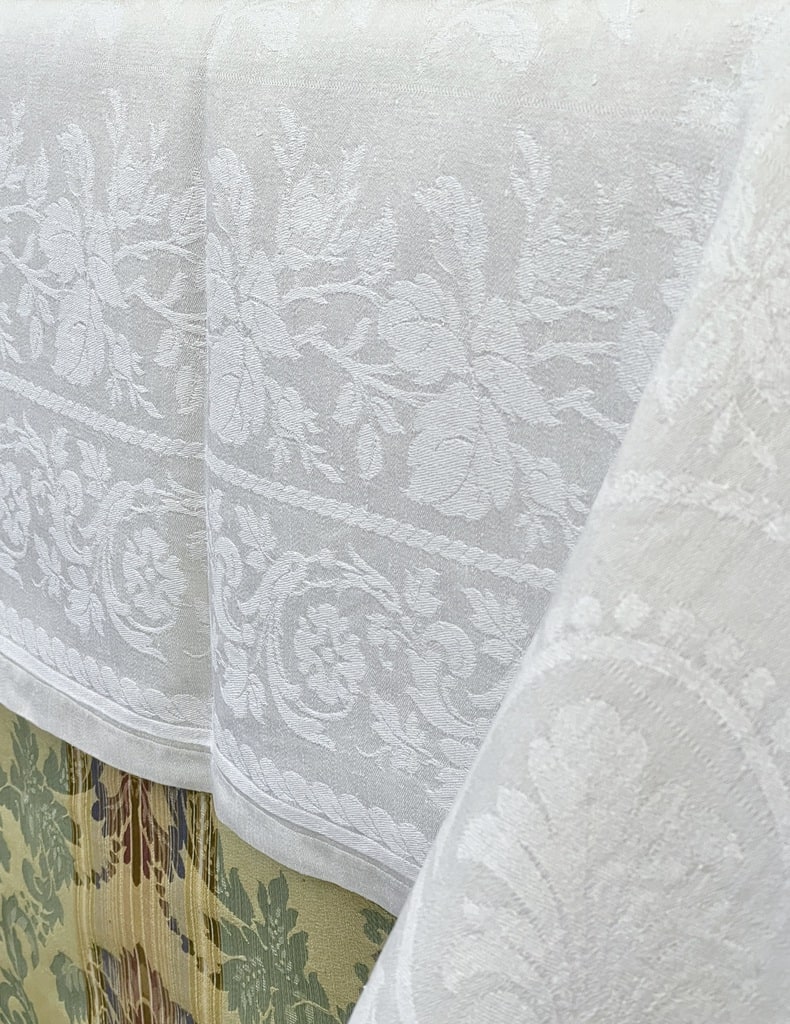 linge-ancien-art-de-la-table-nappe-lin-damasse-fleurs-medaillon-diner-souper-antiquite-brocante