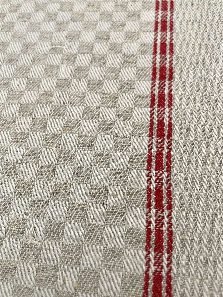 Joli torchon à verre en lin,monogramme LT. - Dans de beaux draps
