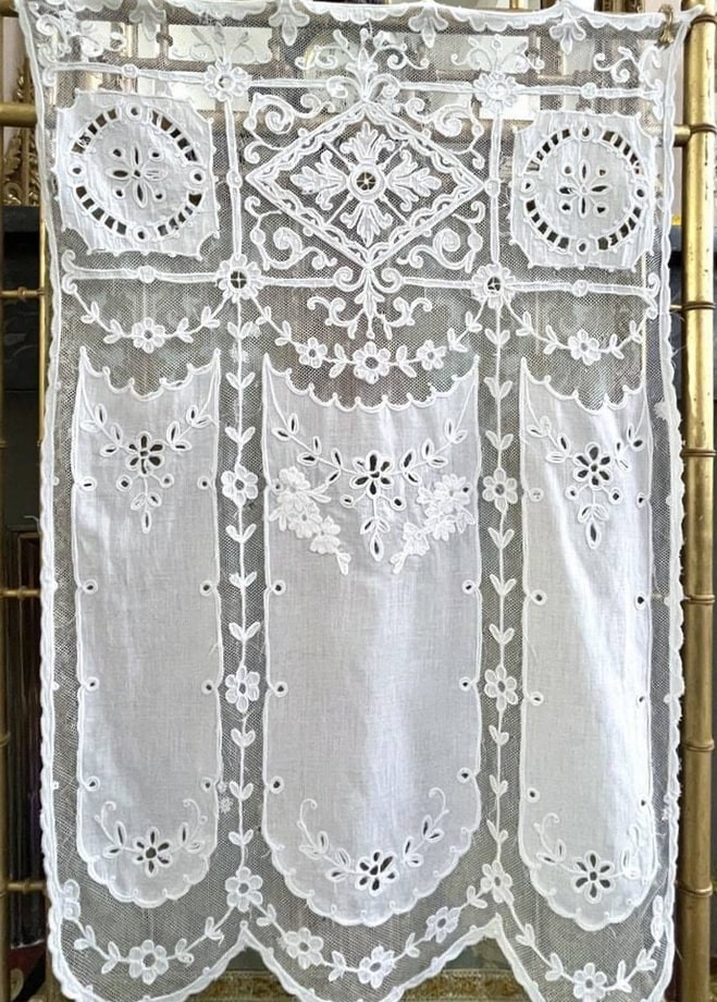 rideau-ancien-decoration-linge-de-maison-cornely-dentelle-tulle-antiquite-brocante 2
