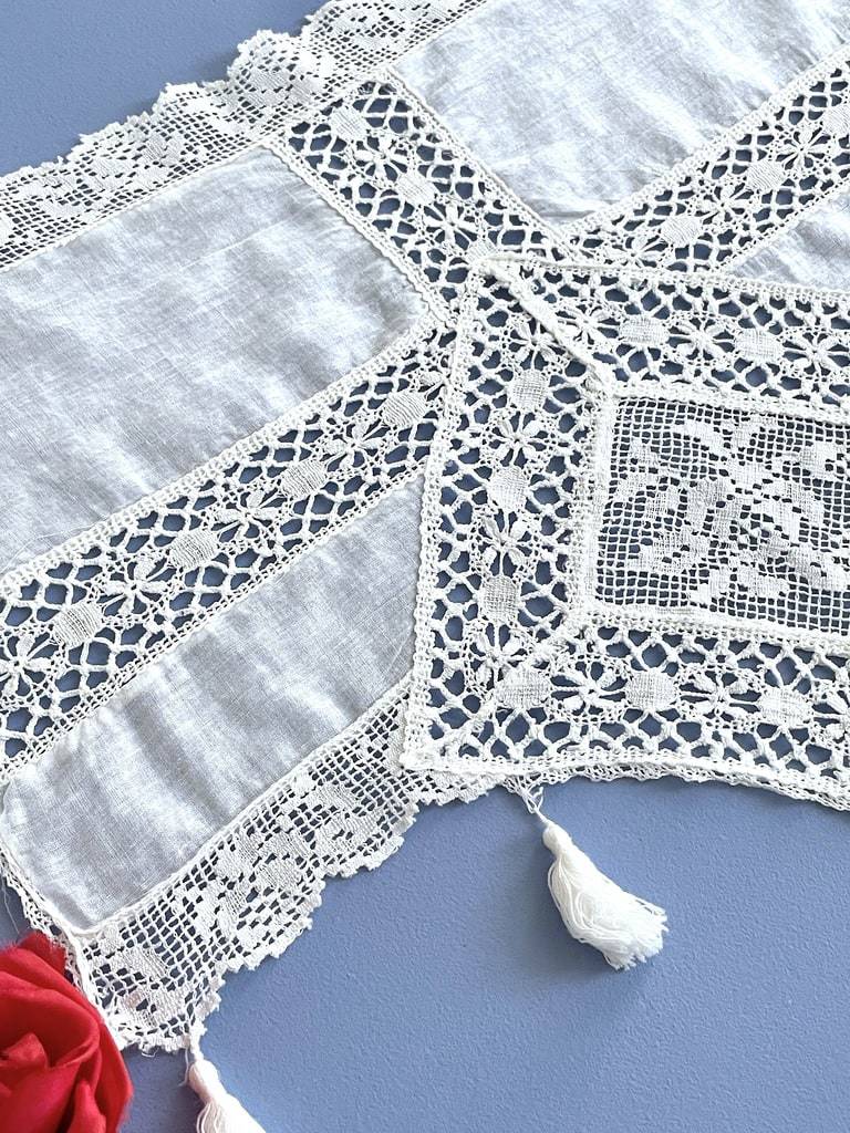 brise-vue-rideau-tetiere-dentelle-linge-ancien-shabby-antiquite-brocante