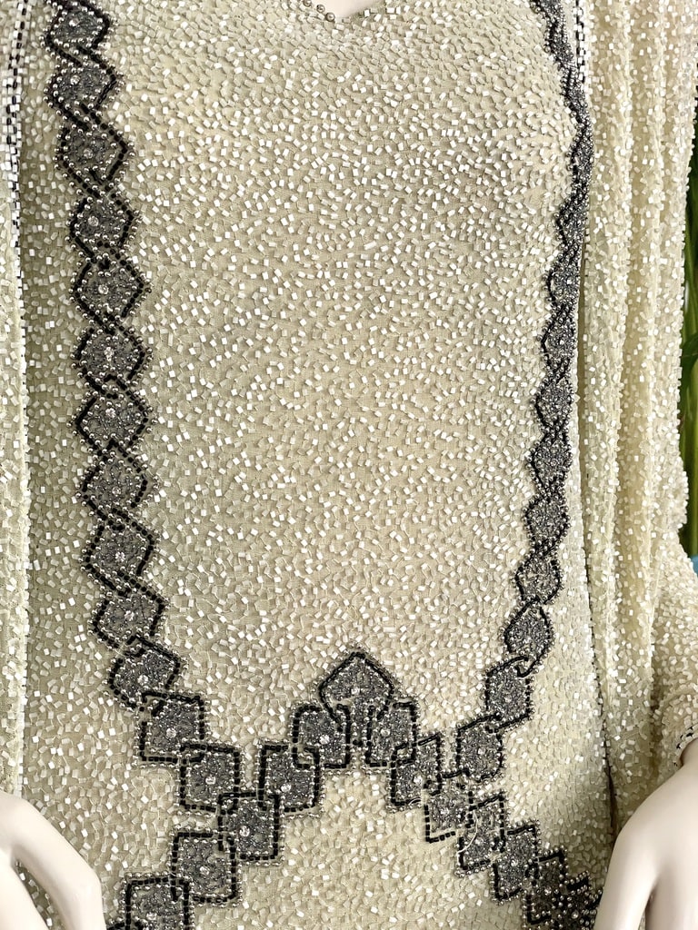 mode-vintage-française-retro-charleston-annees-1925-1920-perles-luneville-broderie