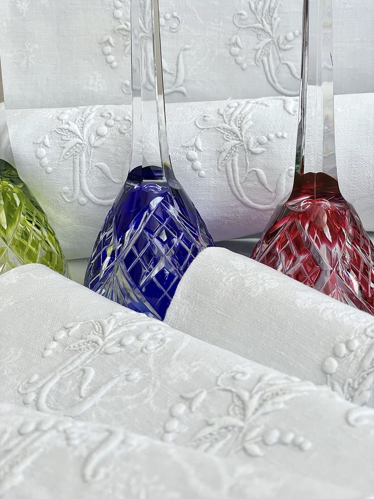 service-de-table-damas-de-lin-brode-main-xixeme-linge-ancien-initiales-monogramme-lc-trousseau-antiquite