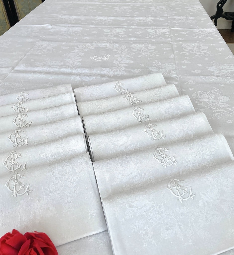 service de table ancien en lin damasse damas monogramme initiales lc antiquite brocante linge ancien