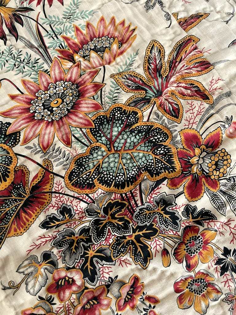 couverture-piquee-provencale-en-coton-imprime-indienne-marseille-fait-main-antiquite-brocante