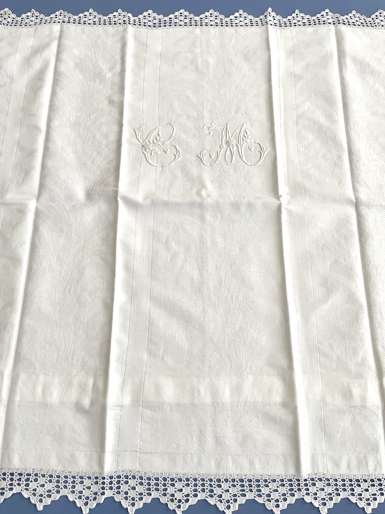 paire-taies-oreillers-anciennes-coton-damasse-monogramme-cm-brode-plumetis-dentelle-crochet-linge-ancien-antiquite