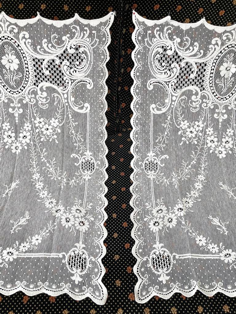 rideaux-anciens-filet-coton-brise-bise-vue-1900-feston-paire-linge-ancien-fenetre-decoration-antiquite-brocante