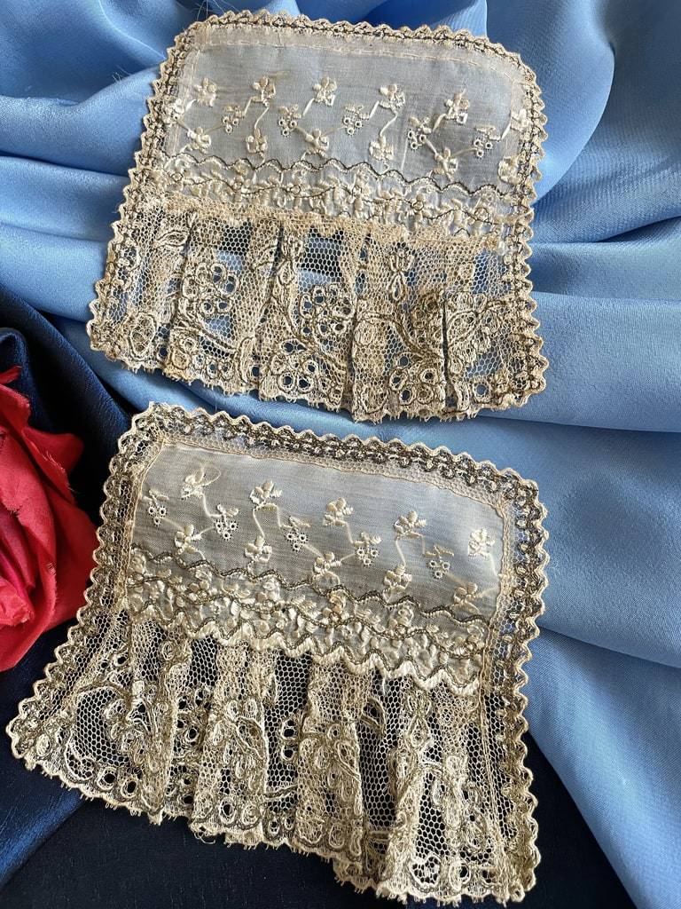 dentelle-ancienne-manchette-poupee-tulle-soie-brodee-1900-mercerie-linge-ancien-antiquite
