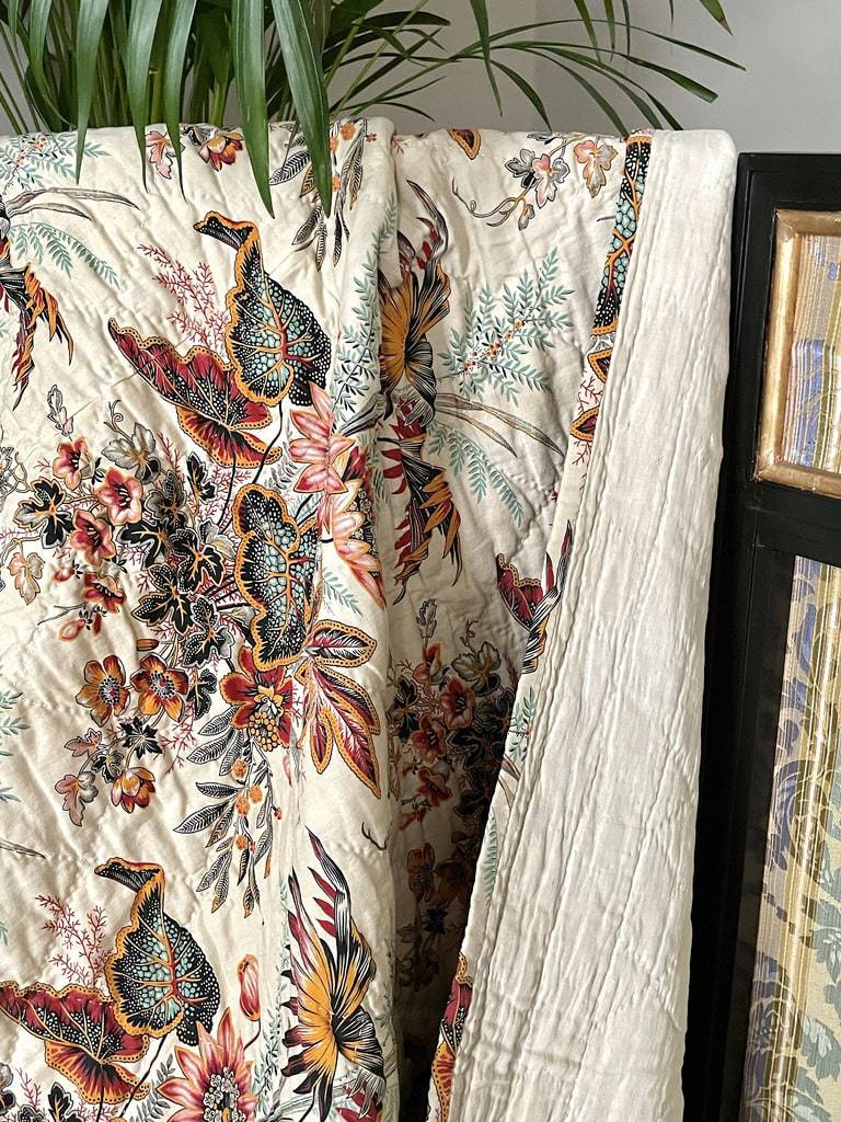 couverture-piquee-coton-imprime-indienne-dessus-de-lit-provençal-pique-marseillais-linge-ancien-antiquite-brocante