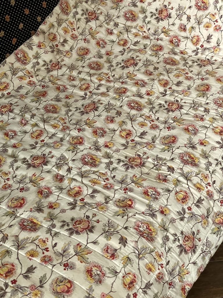 ouverture-piquee-provençale-coton-imprime-decor-floral-indienne-nimes-antiquite-linge-ancien-petassoun